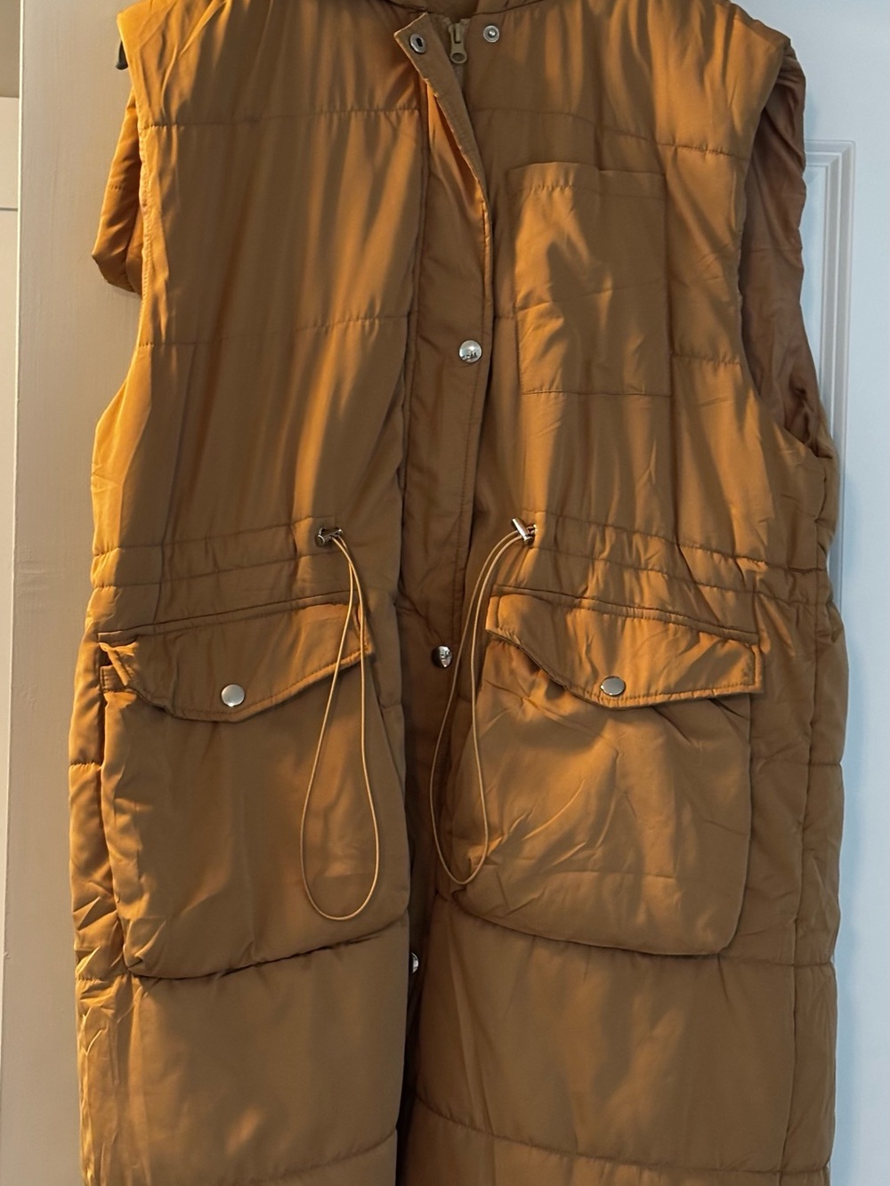 Hooded Quilted Puffer Vest in Camel